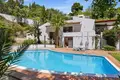 Haus 4 Schlafzimmer 250 m² Dos Hermanas, Spanien