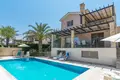 Villa de 4 dormitorios  en Polis, Chipre