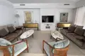 Mieszkanie 3 pokoi 295 m² Dos Hermanas, Hiszpania