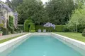Schloss 6 Schlafzimmer 600 m² Lisieux, Frankreich