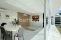 Villa de 4 dormitorios  Kerobokan, Indonesia