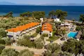 Hôtel 1 056 m² à Skala Rachoniou, Grèce