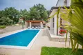 Villa 4 chambres 190 m² Grad Porec, Croatie