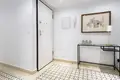 Квартира 4 спальни  Малага, Испания