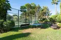 Haus 5 Schlafzimmer 277 m² Dos Hermanas, Spanien