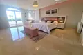 5-Schlafzimmer-Villa 810 m² lAlfas del Pi, Spanien