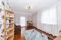 Cottage 276 m² Papiarnianski sielski Saviet, Belarus