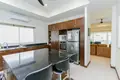 Villa de 7 dormitorios  Rawai, Tailandia