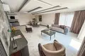 Квартира 4 комнаты  Аланья, Турция