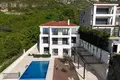 House 450 m² Montenegro, Montenegro