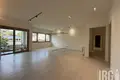 Office 3 rooms 118 m² in Tirana Municipality, Albania
