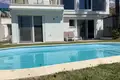 4 bedroom house 242 m² Dos Hermanas, Spain