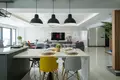 4 bedroom apartment 220 m² Muratpasa, Turkey