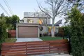 6 bedroom villa  Los Angeles, United States