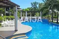 Apartamento  Sunthonphu, Tailandia