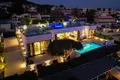 4-Schlafzimmer-Villa 702 m² lAlfas del Pi, Spanien