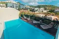 Penthouse 3 bedrooms in Kargicak, Turkey