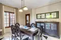 5 bedroom house 246 m² Dos Hermanas, Spain