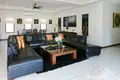 Villa de 4 dormitorios 280 m² Rawai, Tailandia