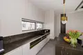 2 bedroom house 258 m² Warsaw, Poland