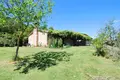 Revenue house 200 m² in Todi, Italy