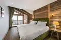 Chalet 5 chambres  en Courchevel, France