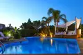 villa de 5 dormitorios 280 m² Porto Cervo, Italia