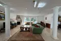 5 bedroom house 400 m² Artola, Spain