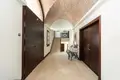 5 bedroom house 647 m² Benahavis, Spain