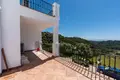 4 bedroom house 306 m² Benahavis, Spain