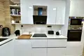 Mieszkanie 2 pokoi 110 m² Torrevieja, Hiszpania