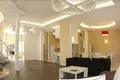 Dom 7 pokojów 325 m² Odessa, Ukraina