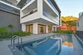 Willa 6 pokojów 320 m² Muratpasa, Turcja