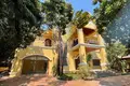 Willa 6 pokojów 612 m² w Sangkat Boeung Kak Ti Pir, Kambodża