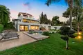 4 bedroom house 413 m² San Pedro Alcantara, Spain