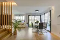 Villa de 4 dormitorios 189 m² Castelldefels, Španjolska
