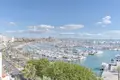 Mieszkanie 3 pokoi 142 m² Palma, Hiszpania