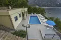Villa de 7 dormitorios 897 m² Kotor, Montenegro