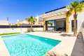 Villa de tres dormitorios 158 m² Torrevieja, Španjolska