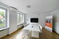Commercial property 380 m² in Warsaw, Poland