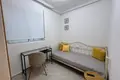 Mieszkanie 2 pokoi 75 m² Torrevieja, Hiszpania