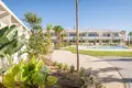 Mieszkanie 2 pokoi 108 m² Torrevieja, Hiszpania