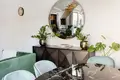 Mieszkanie 2 pokoi 73 m² Warszawa, Polska
