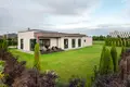 Haus 5 zimmer 212 m² Pinki, Lettland
