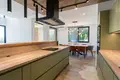 3 bedroom villa 480 m² Kavac, Montenegro