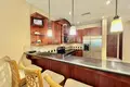 Condo z 2 sypialniami 106 m² West Bay, Honduras