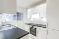 2 bedroom apartment 77 m² in London, United Kingdom