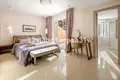 Wohnung 6 Schlafzimmer 420 m² Dos Hermanas, Spanien