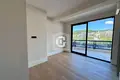Appartement 2 chambres 77 m² Rafailovici, Monténégro