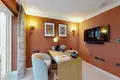 3 bedroom apartment 131 m² in London, United Kingdom